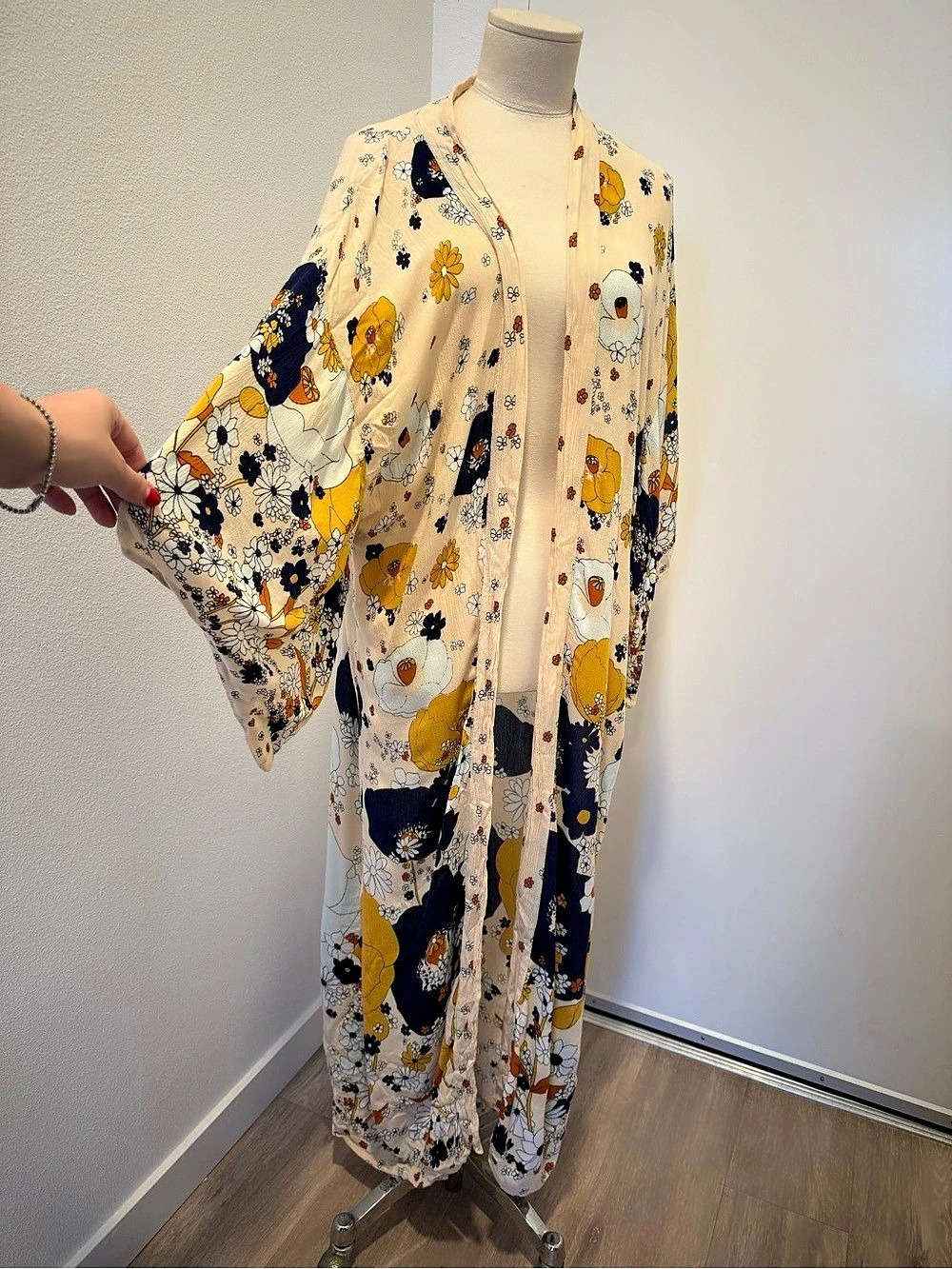 Free People Hidden Hills Maxi Kimono Floral Cream & Yellow - Picture 2 of 5